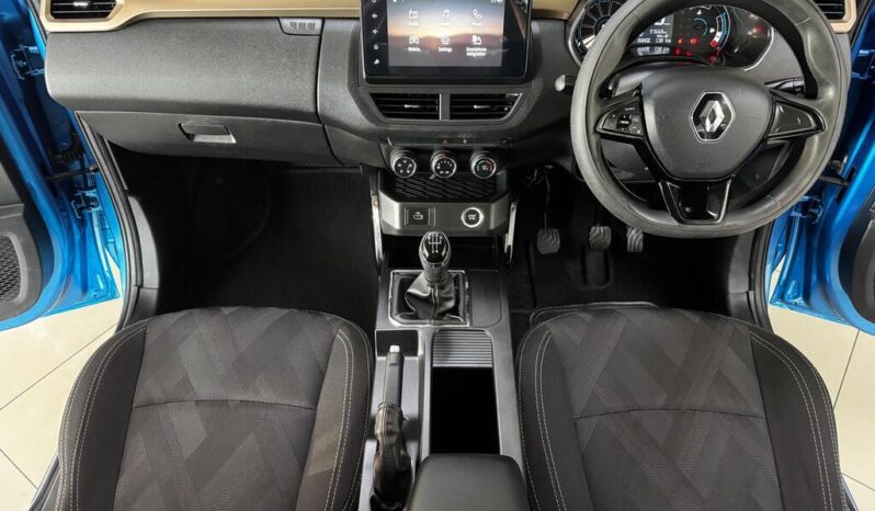 
								2022 Renault Kiger 1.0T Zen full									