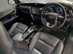 
										2025 Toyota Fortuner 2.4GD-6 R/B Auto full									