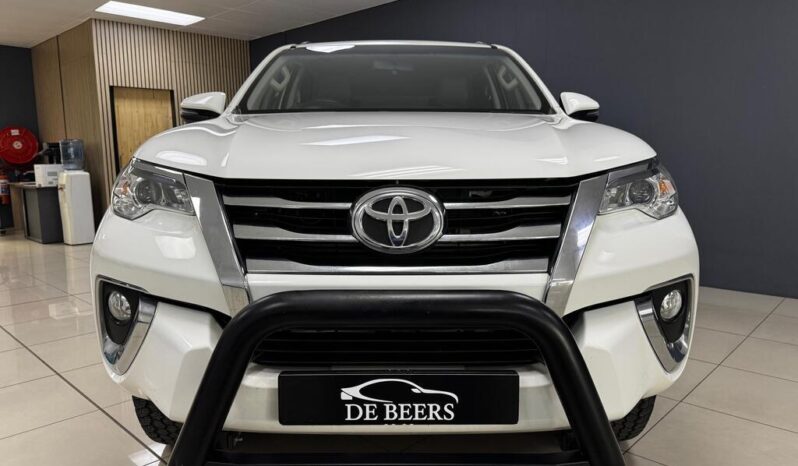 
								2019 Toyota Fortuner 2.4GD-6 R/B Auto full									