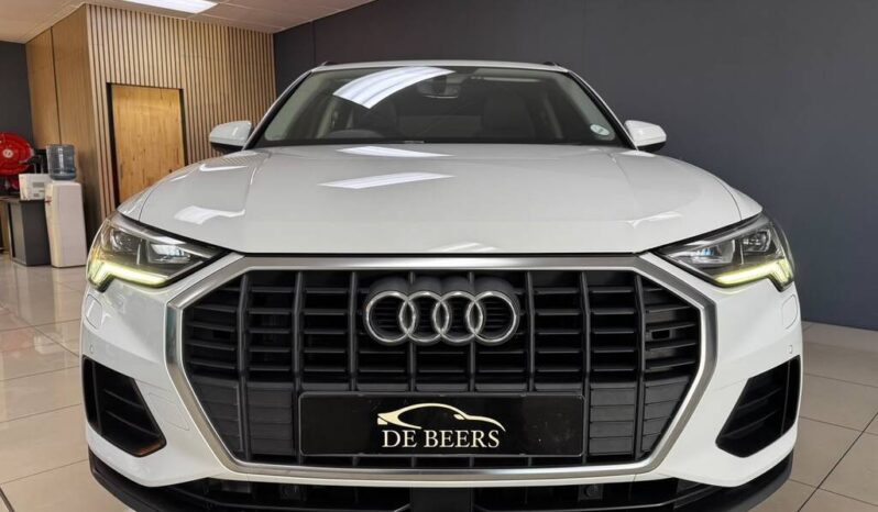
								2019 Audi Q3 35 TFSI S Tronic full									