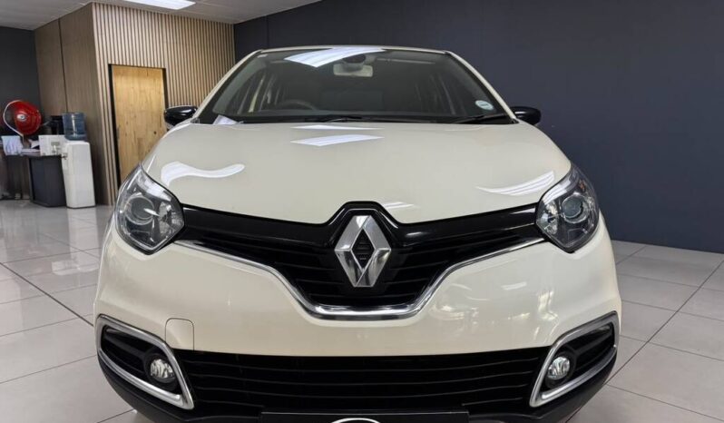 
								2017 Renault Captur 900T Expression 5dr (66kw) full									