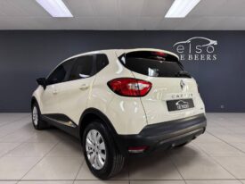 2017 Renault Captur 900T Expression 5dr (66kw)