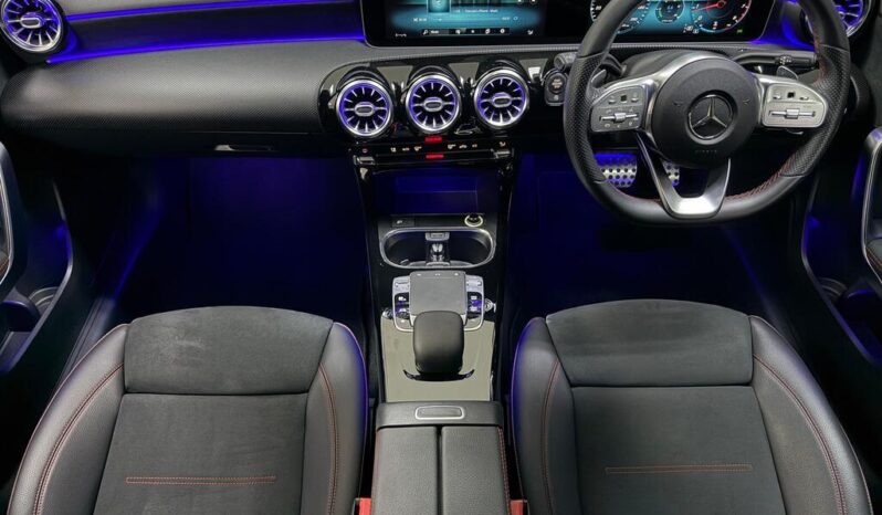 
								2019 Mercedes-Benz A 200 Auto full									