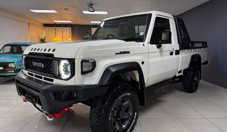 
								2025 Toyota Land Cruiser 79 2.8 GD-6 P/U S/C Auto full									
