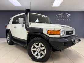2017 Toyota Land Cruiser FJ 4.0 V6 Cruiser
