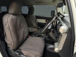 
										2017 Toyota Land Cruiser FJ 4.0 V6 Cruiser full									