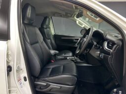 
										2025 Toyota Fortuner 2.4GD-6 4X4 Auto full									