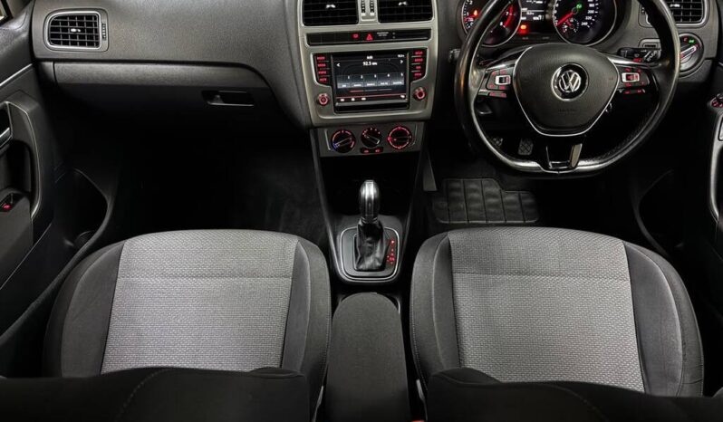 
								2016 Volkswagen Polo Gp 1.2 Tsi Highline DSG (81kw) full									