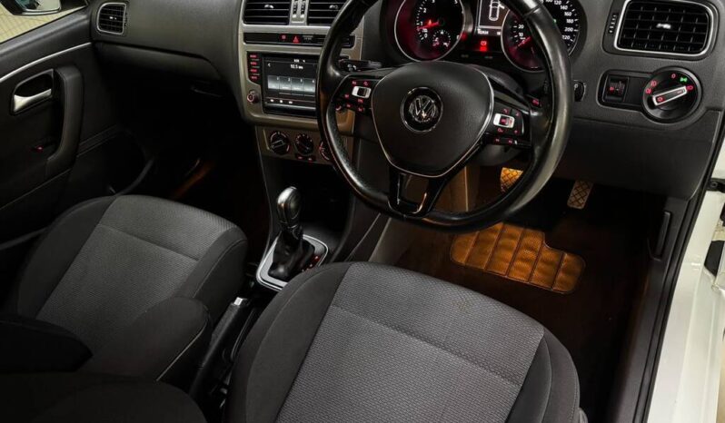 
								2016 Volkswagen Polo Gp 1.2 Tsi Highline DSG (81kw) full									