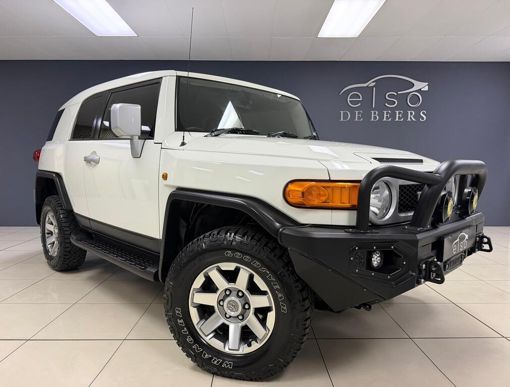 2020 Toyota Land Cruiser FJ 4.0 V6 Cruiser