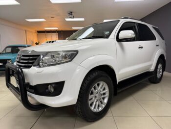 2014 Toyota Fortuner 3.0d-4d R/B Auto