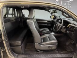 
										2022 Toyota Hilux 2.8 GD-6 Rb Legend 4X4 Auto P/U E/cab full									
