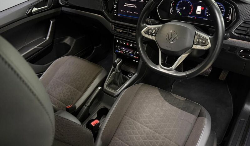 
								2022 Volkswagen T-cross 1.5 Tsi R-line DSG full									