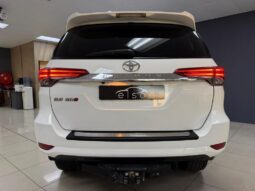 
										2019 Toyota Fortuner 2.8GD-6 R/B Auto full									