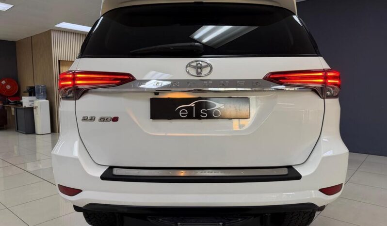 
								2019 Toyota Fortuner 2.8GD-6 R/B Auto full									