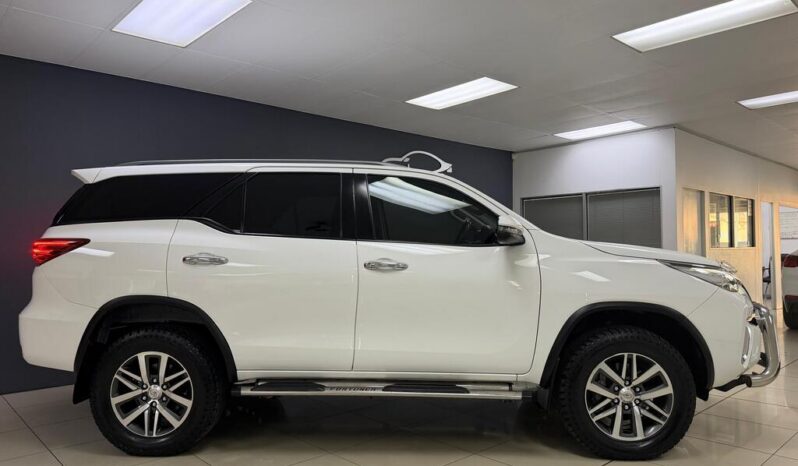 
								2019 Toyota Fortuner 2.8GD-6 R/B Auto full									