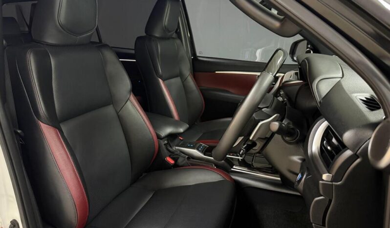 
								2024 Toyota Fortuner 2.8 GD-6 4X4 Vx Auto full									
