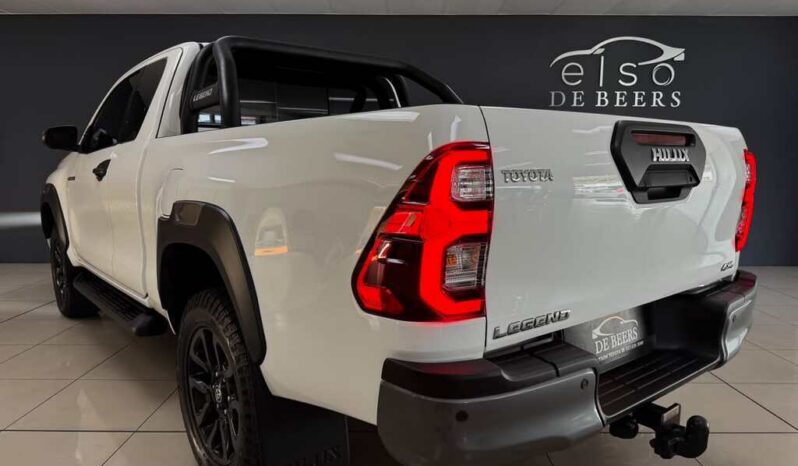 
								2023 Toyota Hilux 2.8 GD-6 Rb Legend 4X4 Auto P/U E/cab full									