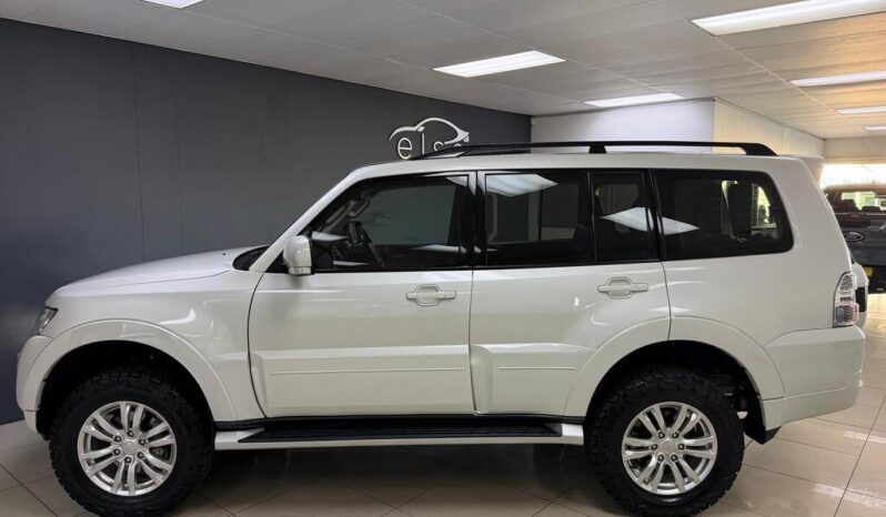 
								2019 Mitsubishi Pajero 3.2 Di – Dc Gls Auto full									